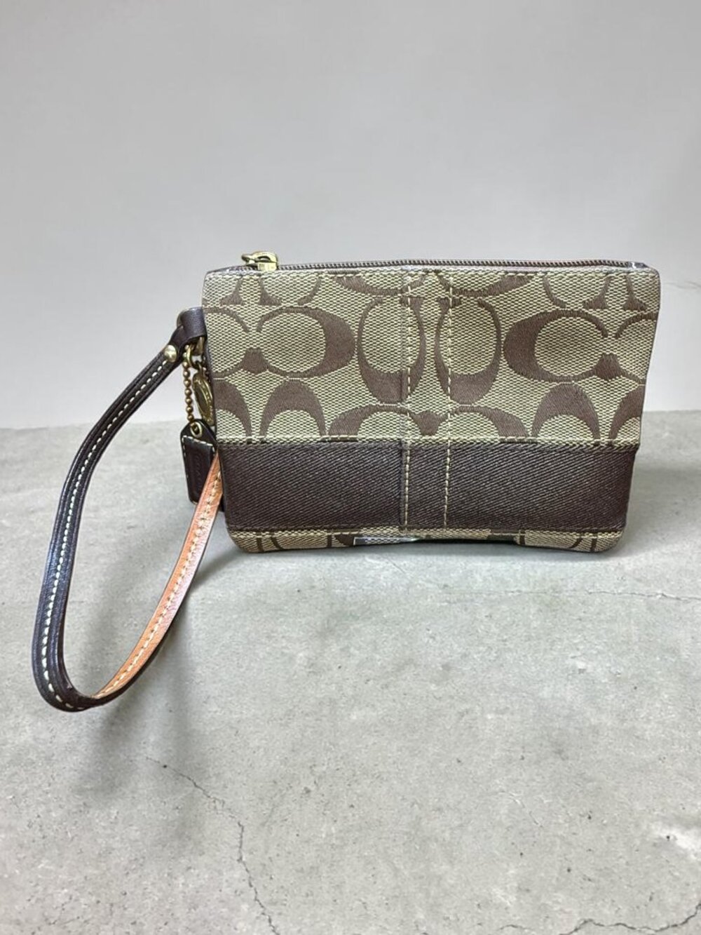 Coach Vintage Signature Stripe Wristlet — Classic Khaki & Colorblock Trim